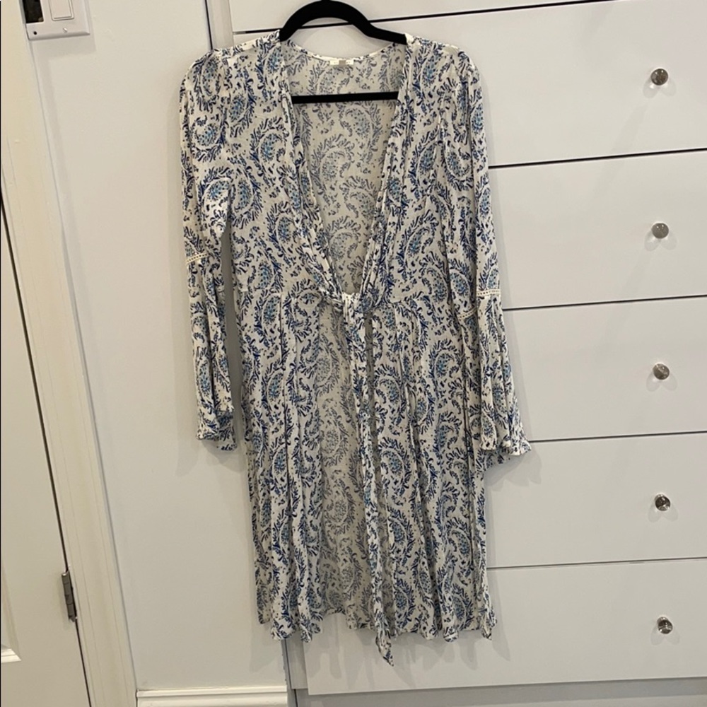 En creme kimono beach cover up